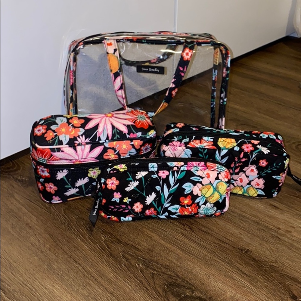 VERA BRADLEY 4pc cosmetic bag set